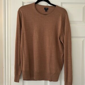 Men’s crewneck wool sweater